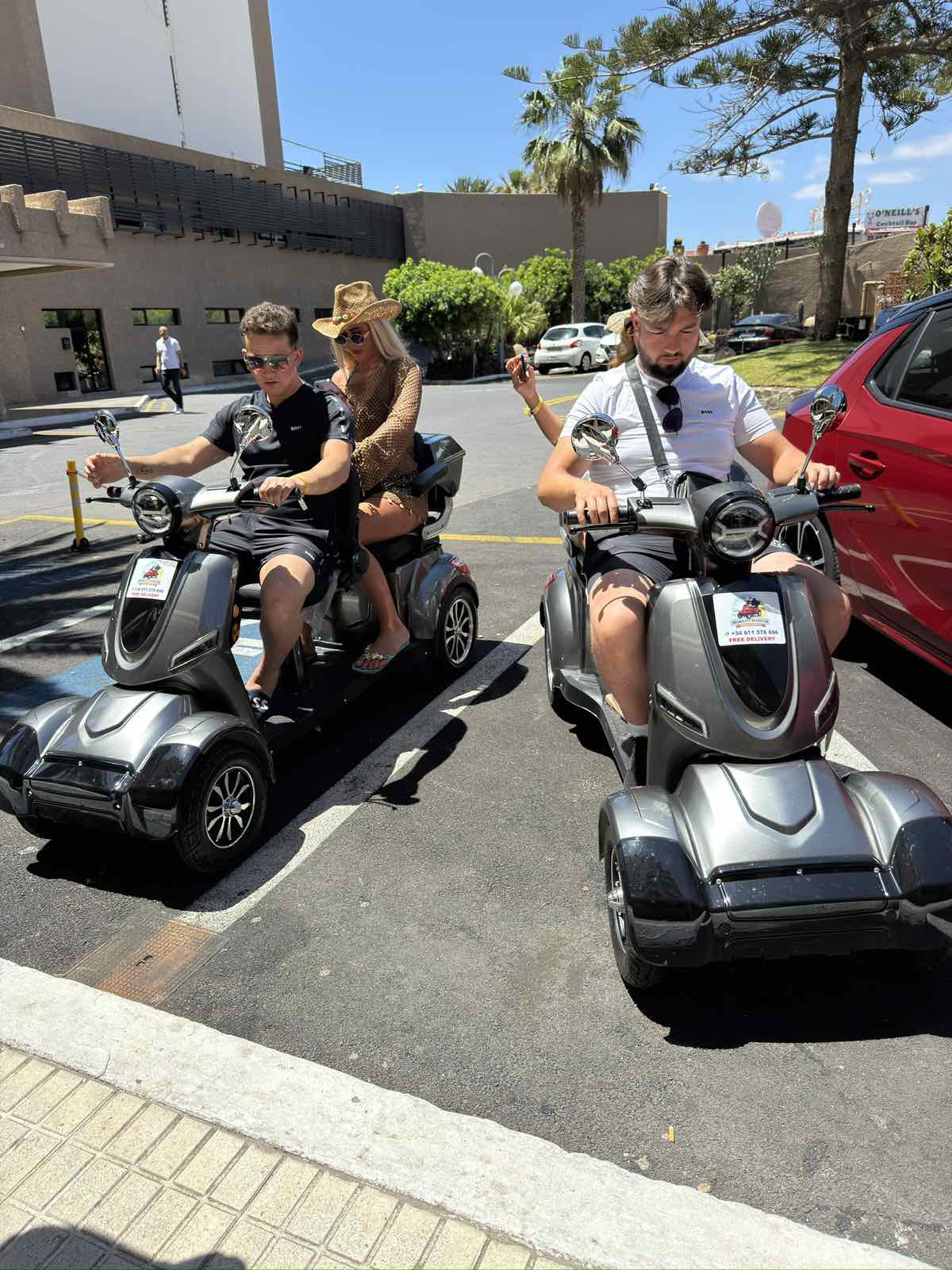 Rent Two Seater - Image 3